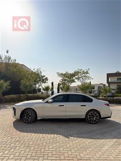 بي ام دبليو الفئة 7